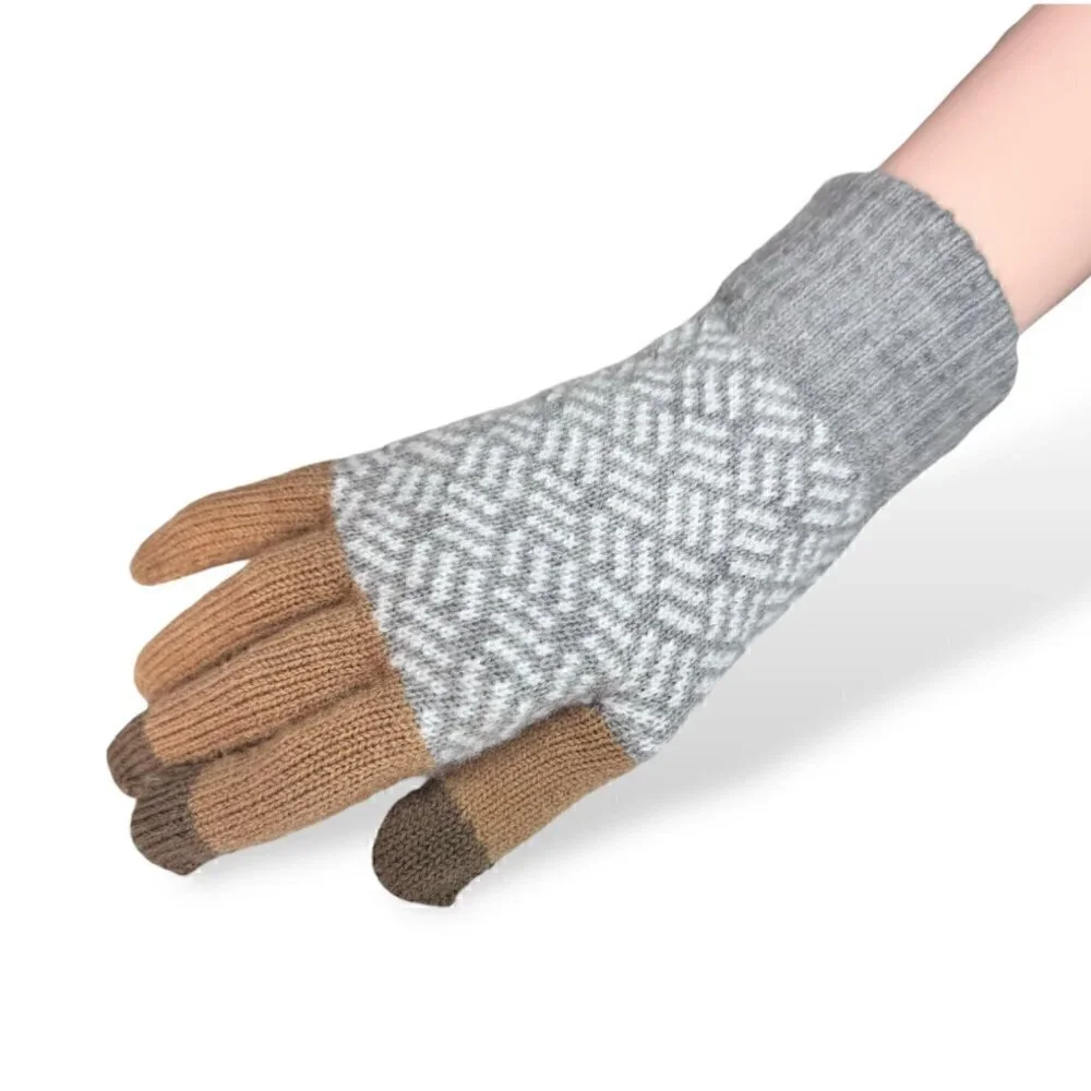 NEW Knit Winter Gloves Wool Blend Gray Tan Screentouch Friendly Sz. M